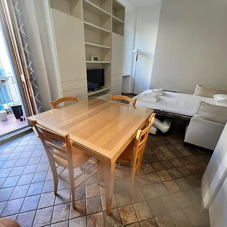 Dateo Cozy 1br Милан